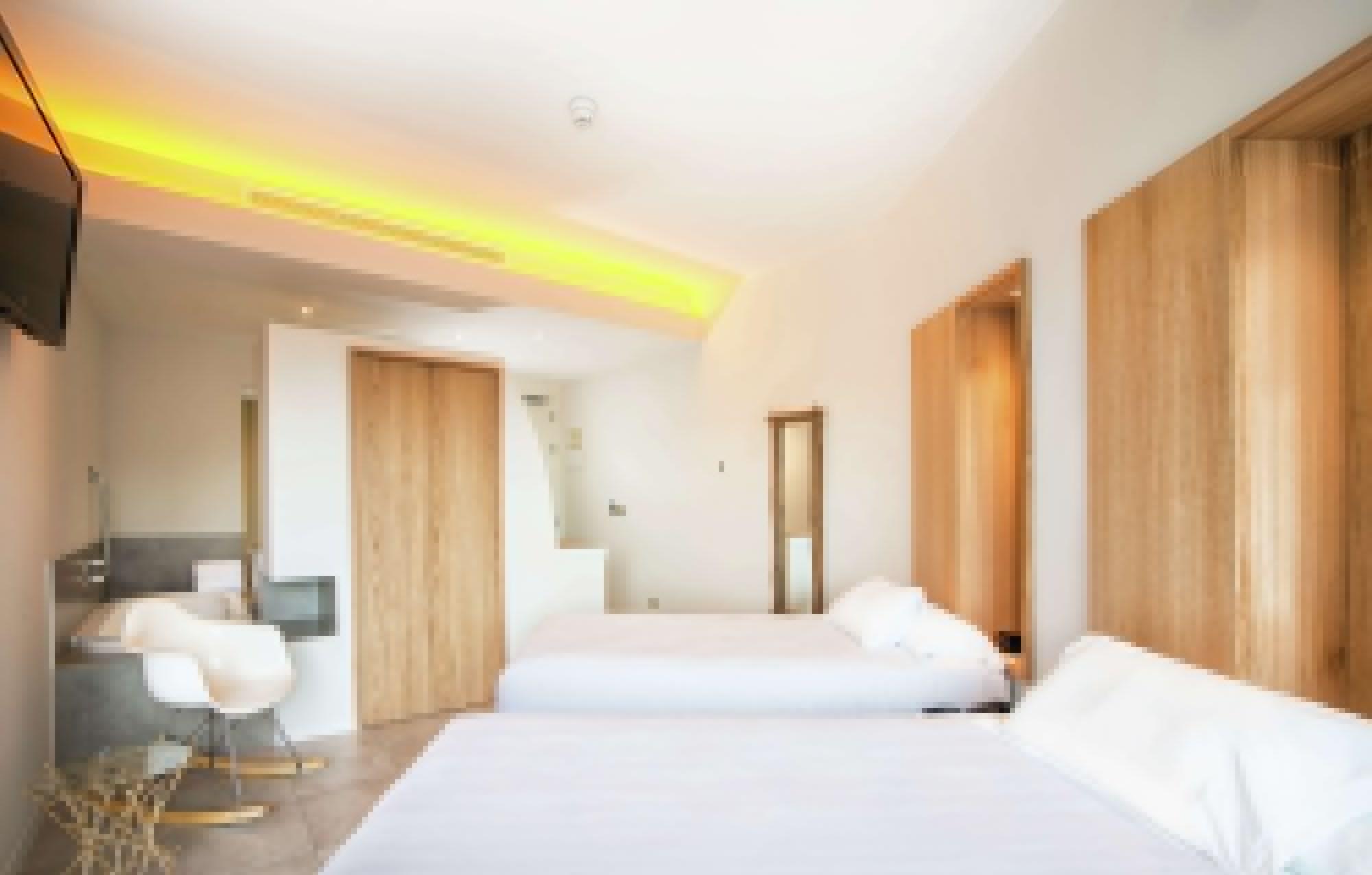 Higueron Hotel Curio Collection By Hilton (Adults Only) Fuengirola Exterior photo A room at the hotel