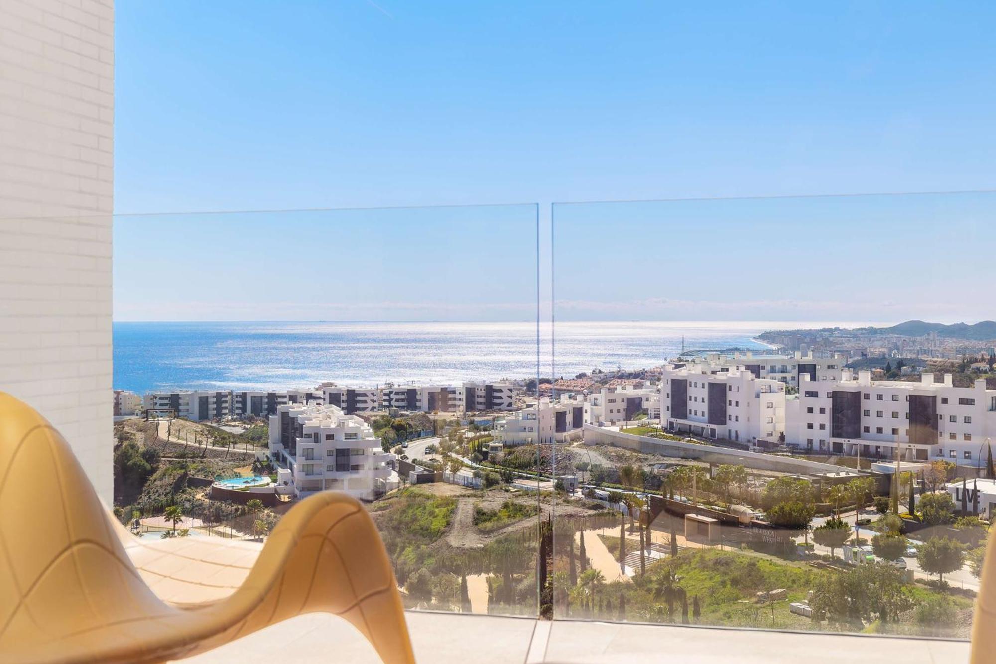Higueron Hotel Curio Collection By Hilton (Adults Only) Fuengirola Exterior photo View of the town