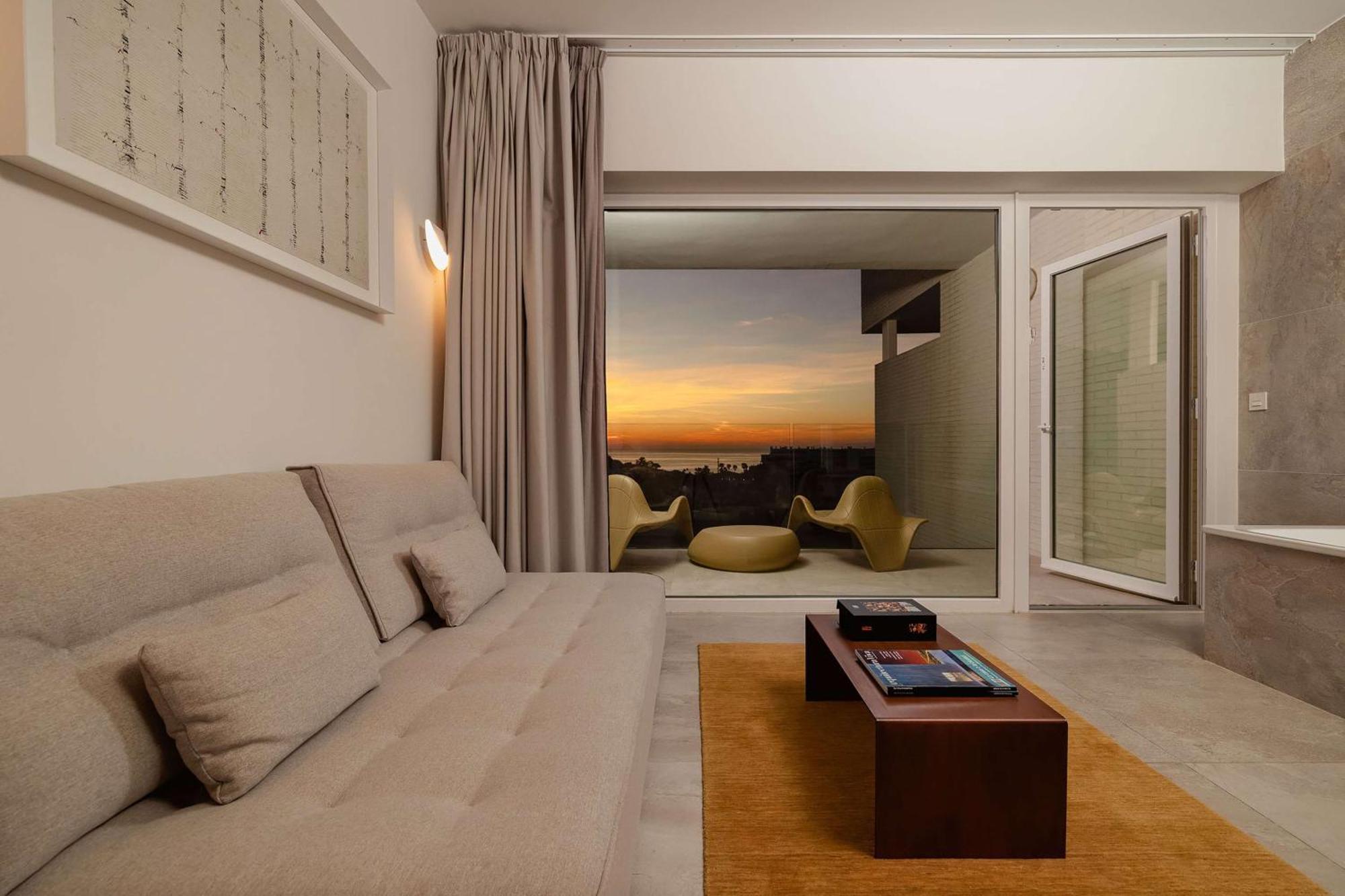 Higueron Hotel Curio Collection By Hilton (Adults Only) Fuengirola Exterior photo A suite at the hotel