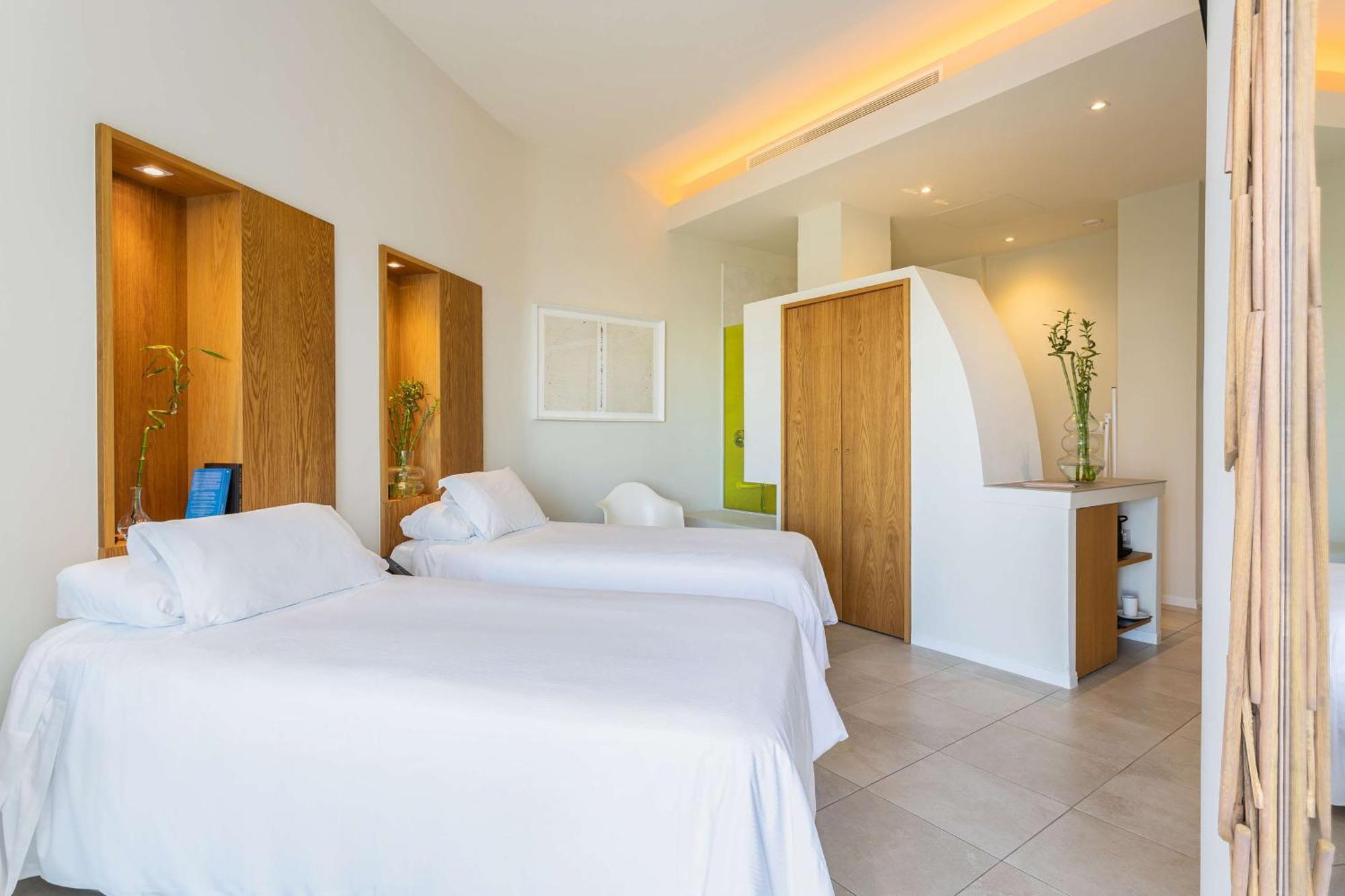 Higueron Hotel Curio Collection By Hilton (Adults Only) Fuengirola Exterior photo