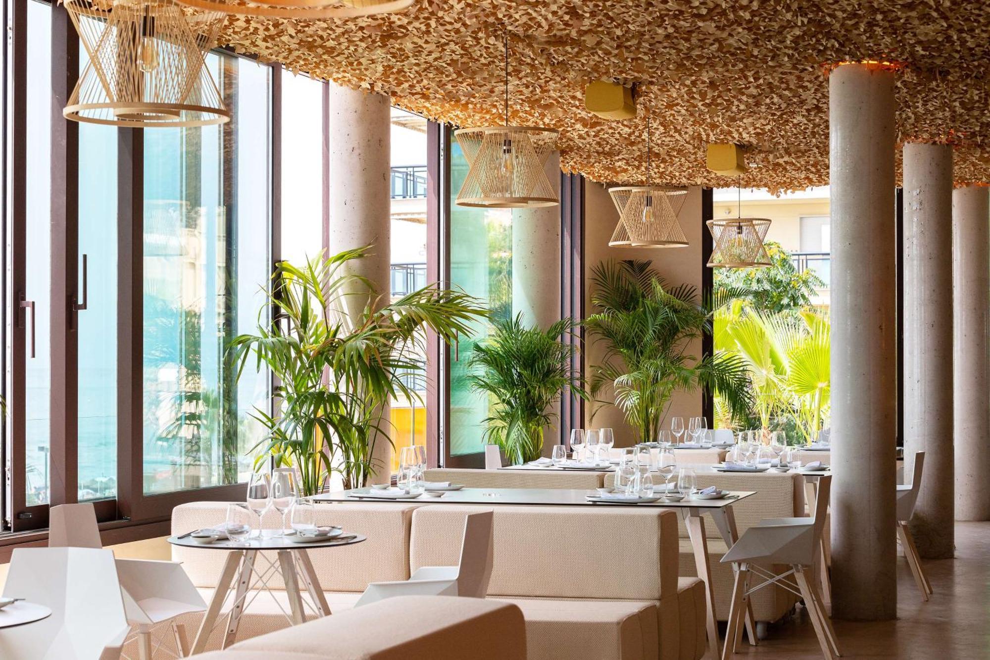 Higueron Hotel Curio Collection By Hilton (Adults Only) Fuengirola Exterior photo Restaurant